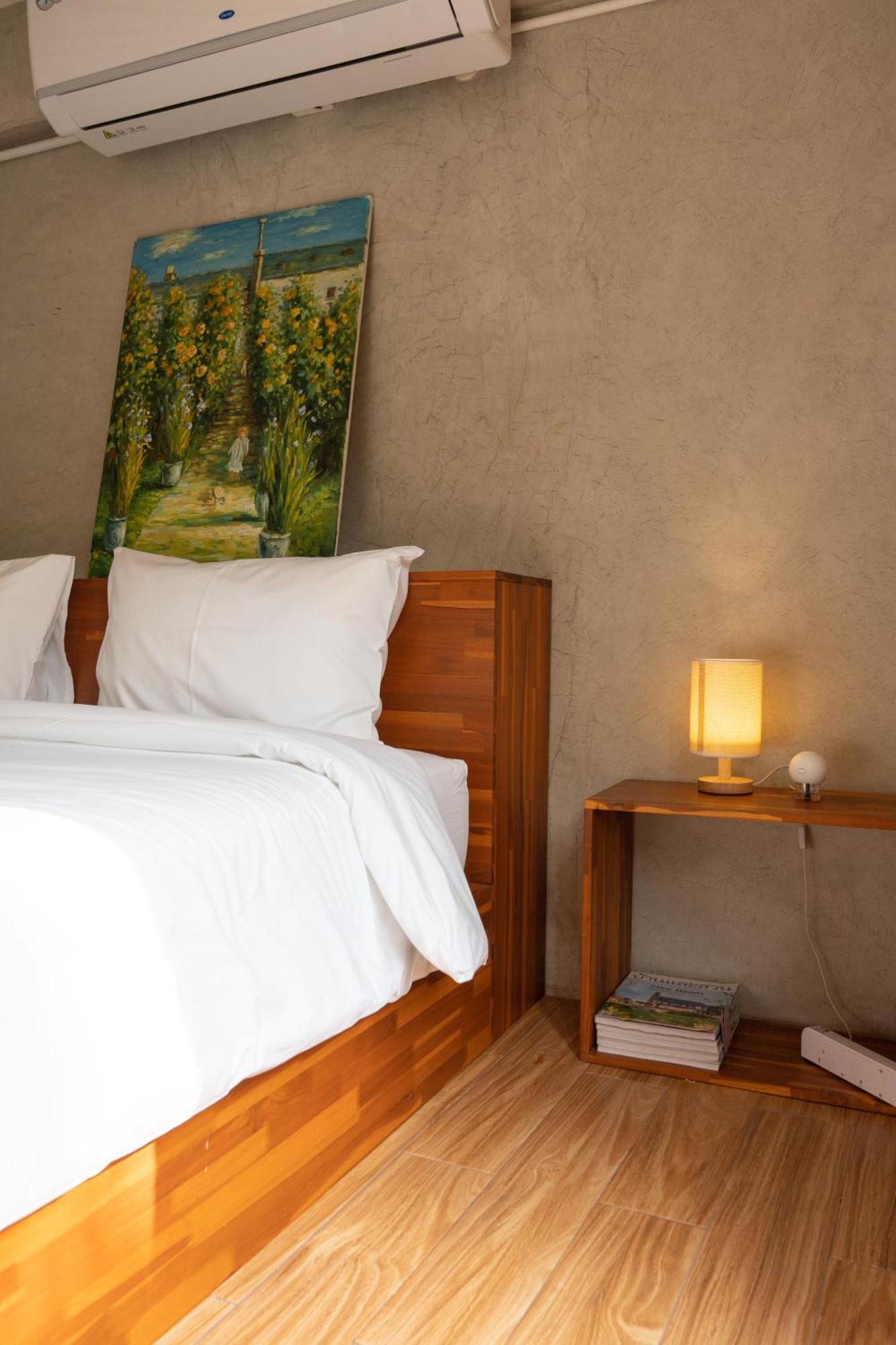Banmai87 Guest House บ้านไม้87 เกสต์เฮ้าส์ فرا ناخون سي أيوتثايا المظهر الخارجي الصورة